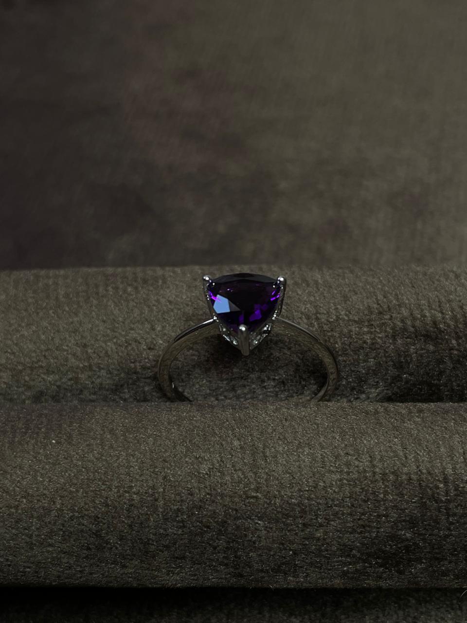 Anillo Trillion Amatista