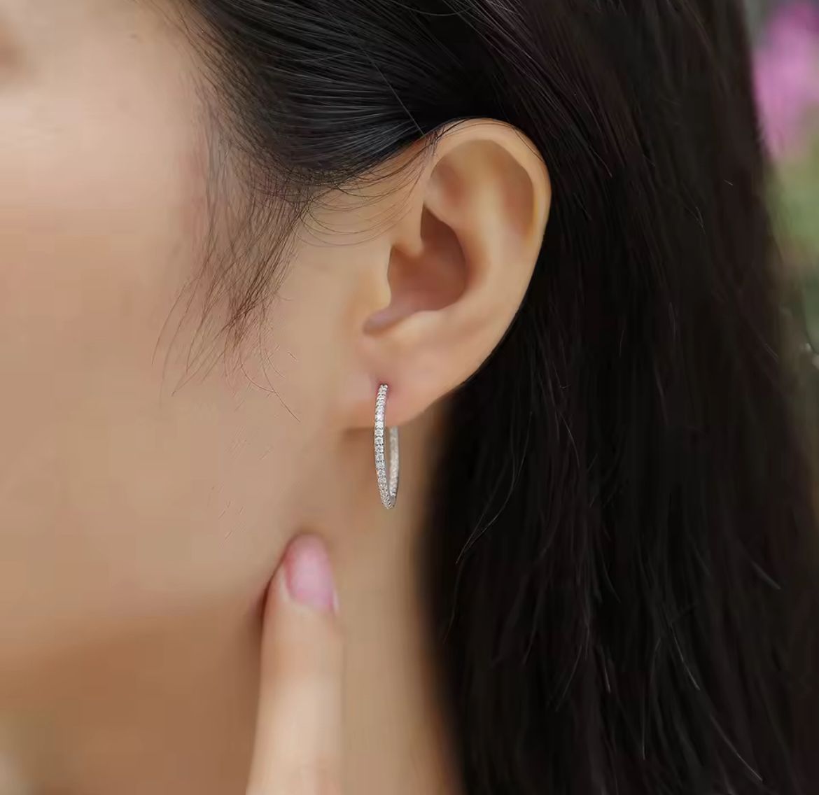 Aretes Lirio Moissanita