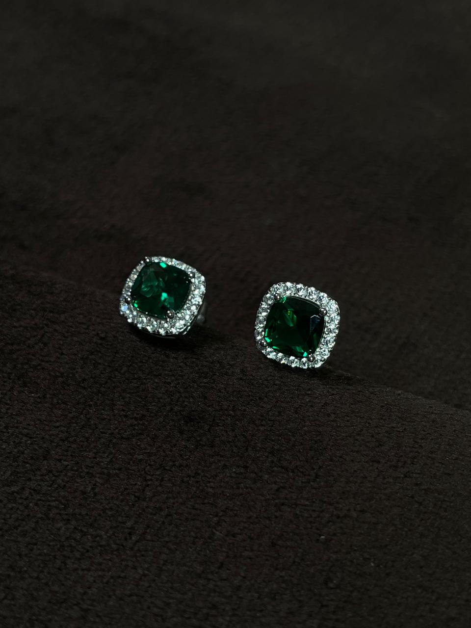 Aretes Tetria Esmeralda Lab