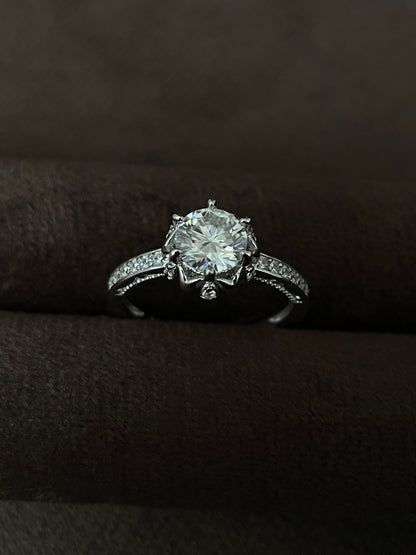 Anillo Imperium Moissanita