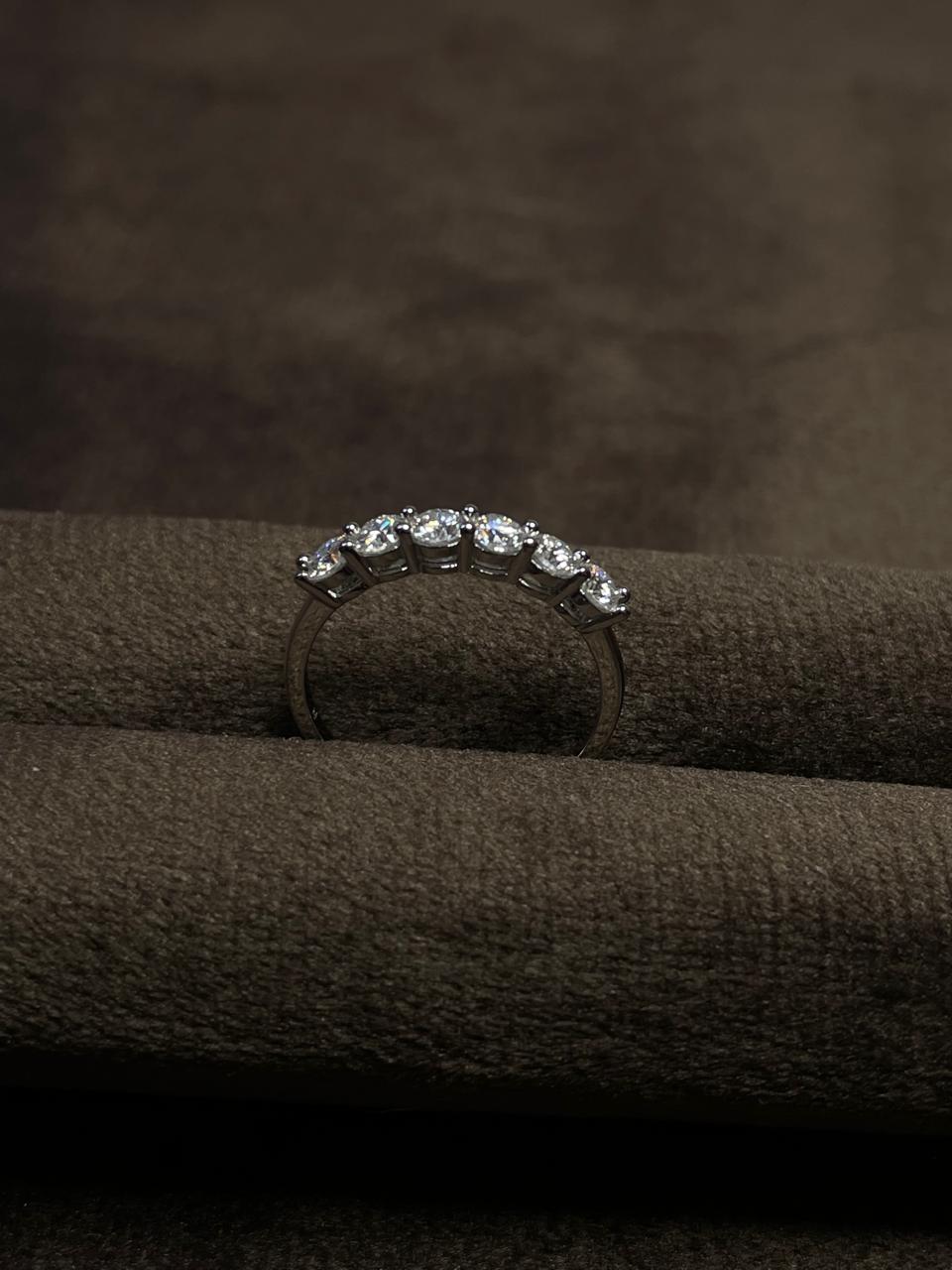 Anillo Eternal Moissanita