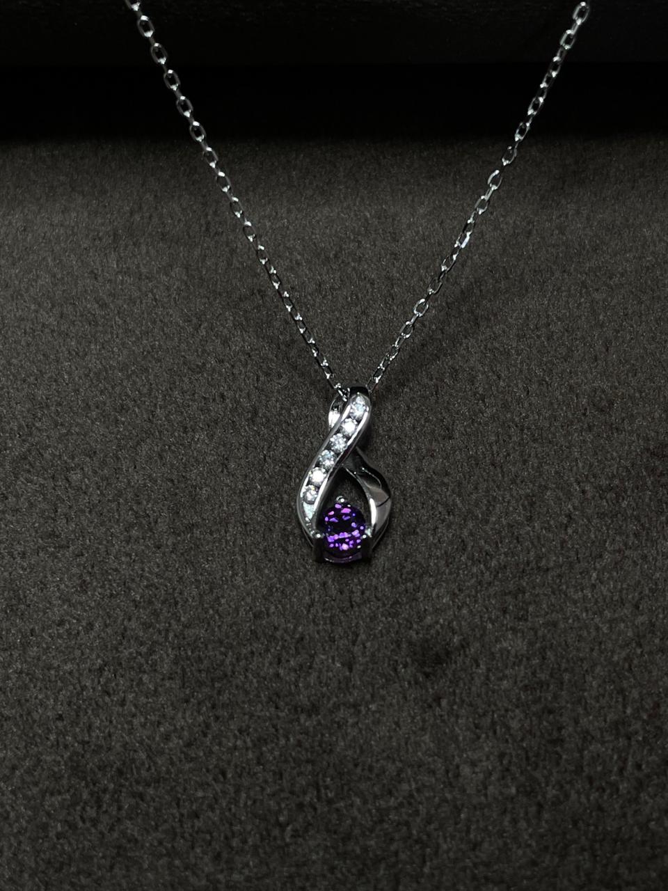 Collar Infinite Amatista