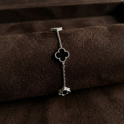 Pulsera Trebol Negro