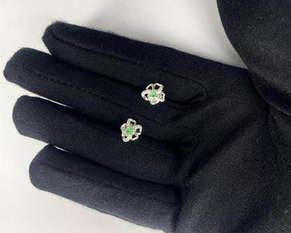 Aretes Flor Esmeralda Natural