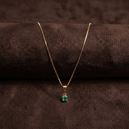 Collar punto luz verde esmeralda